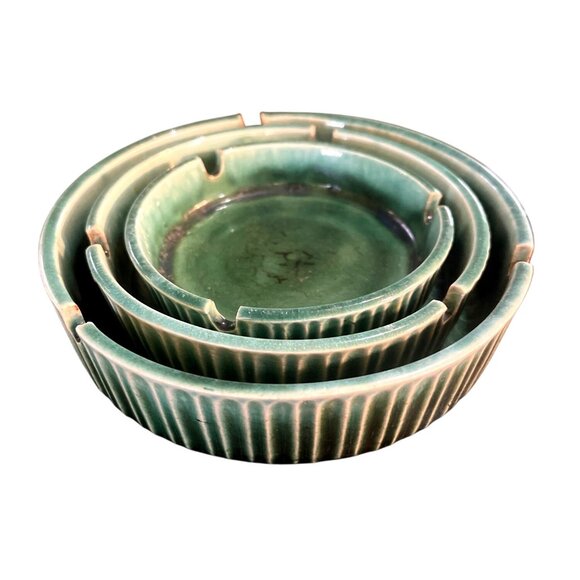 Vintage 3 Nesting Round Ashtrays Marked Japan Green Striped Ceramic - Picture 1 of 5